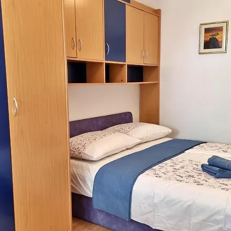 Hana Apartament *