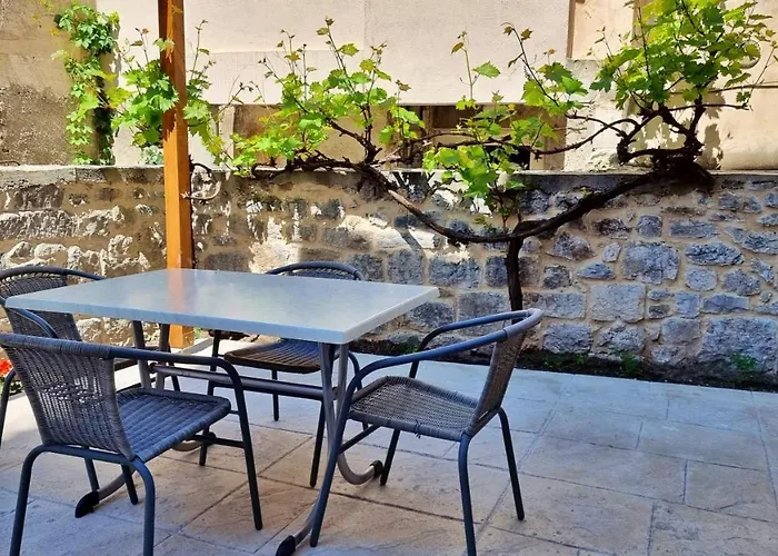 아파트 Hana 오미스